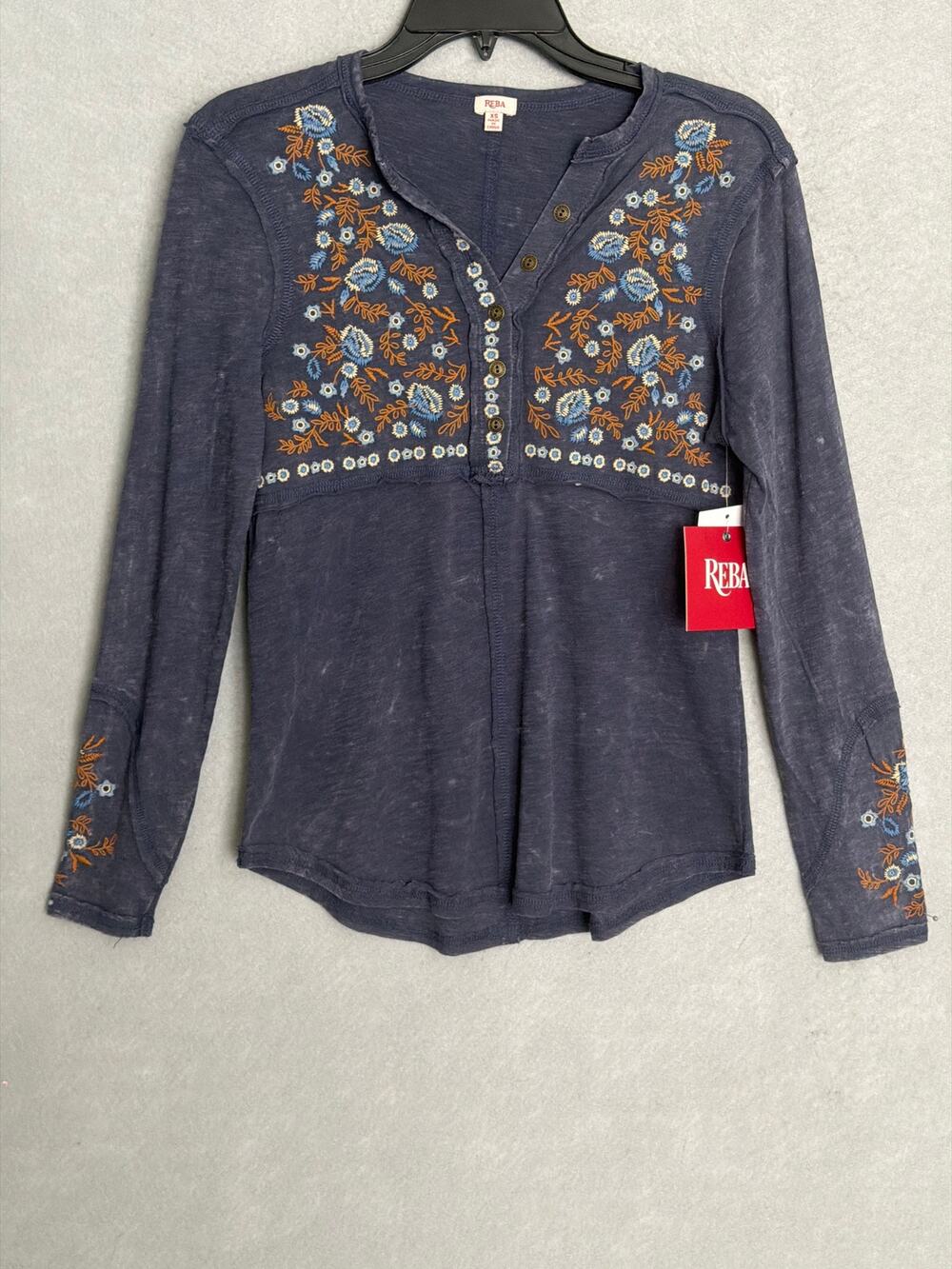 Reba Sedona Jersey Knit Top Embroidered Henley Women's XS NEW
